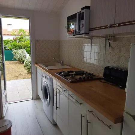 Maisonnette Calme Proche Avec Parking Et Animaux Admis - Fr-1-194-443 La Tranche-sur-Mer