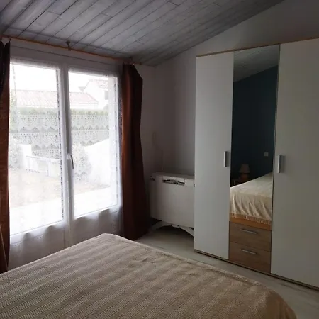 Maisonnette Calme Proche Avec Parking Et Animaux Admis - Fr-1-194-443 La Tranche-sur-Mer