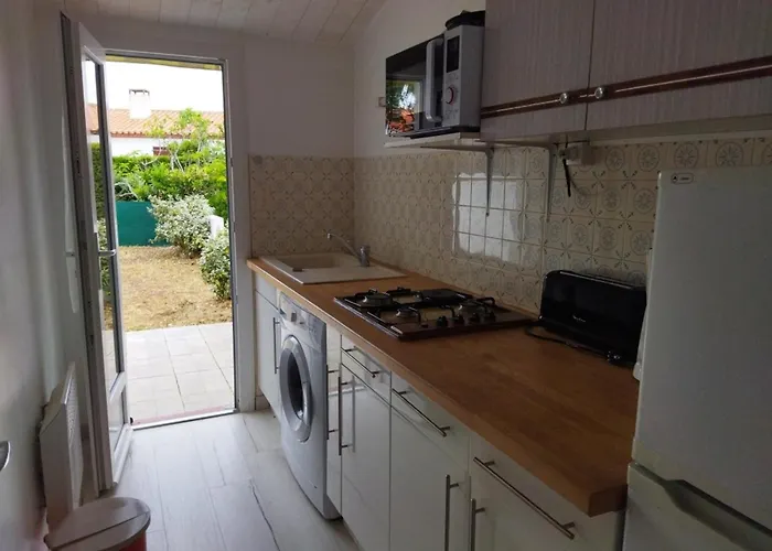 Maisonnette Calme Proche Avec Parking Et Animaux Admis - Fr-1-194-443 La Tranche-sur-Mer